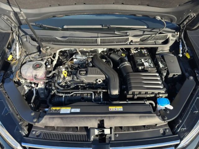 Volkswagen Touran IQ.Drive Pro R-Line