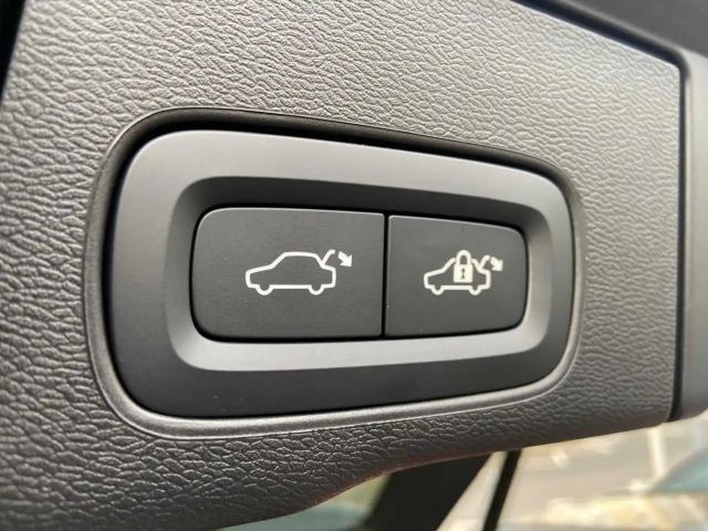 Volvo XC60 AWD Plus T6