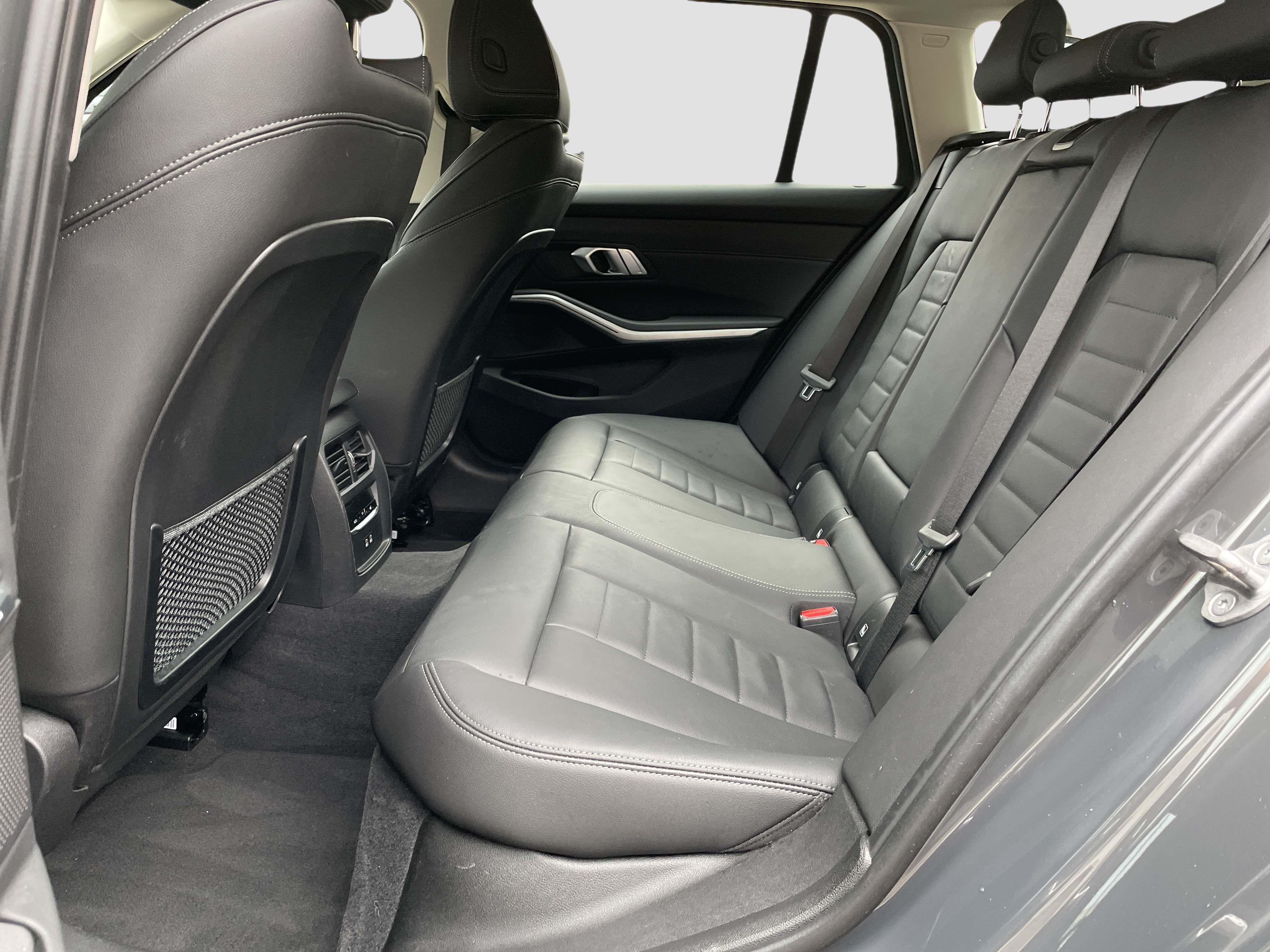 BMW 320 320i Touring