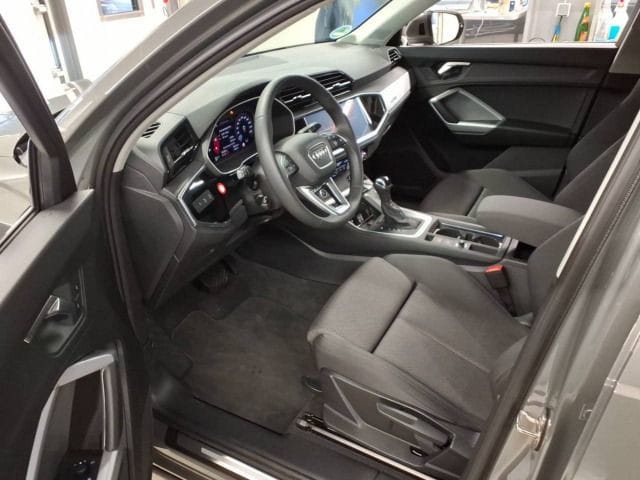 Audi Q3 35 TDI S-Tronic