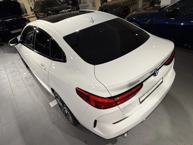 BMW 220 220i Coupé M-Sport