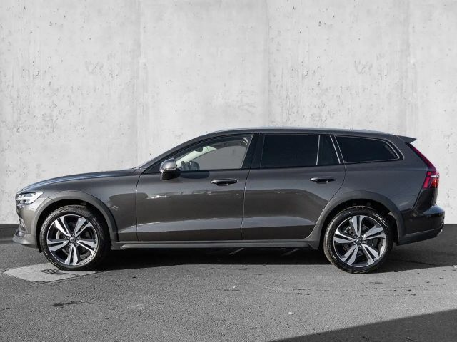 Volvo V60 Cross Country AWD Ultimate