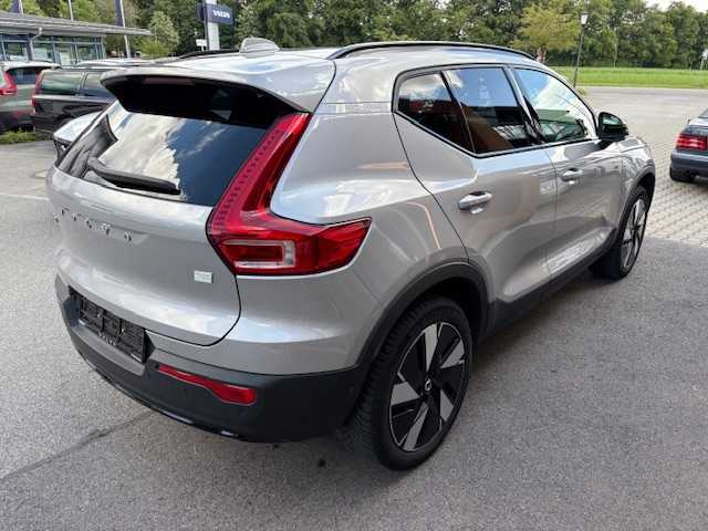 Volvo XC40 Plus Recharge Twin Engine