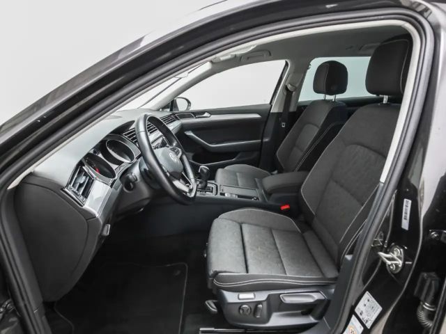 Volkswagen Passat 2.0 TDI Business DSG Variant