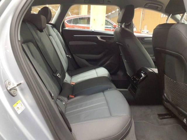 Audi A6 Avant S-Tronic