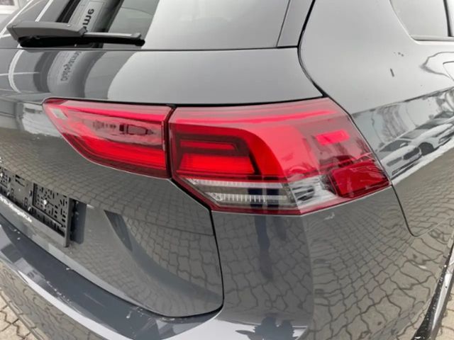 Volkswagen Golf 1.5 TSI Golf VIII Life Variant