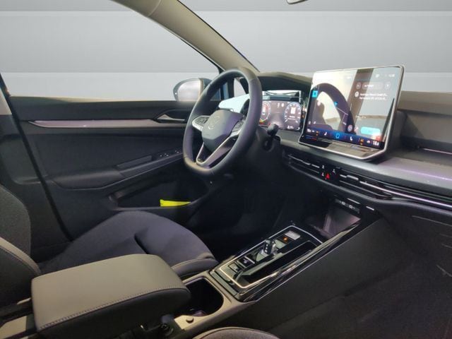 Volkswagen Golf 1.5 eTSI DSG Style Variant