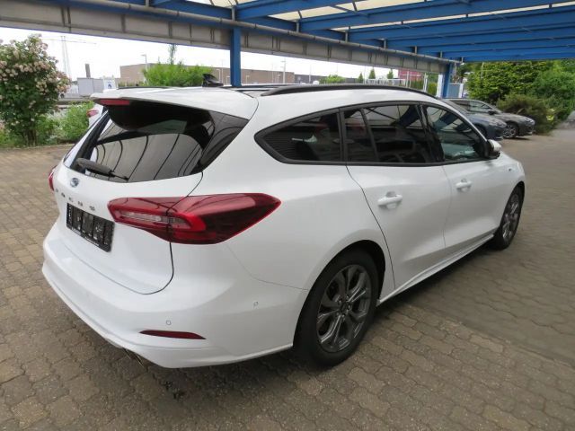 Ford Focus ST Line Wagon