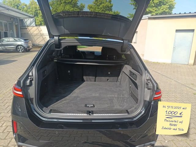 BMW 520 520d M-Sport Touring