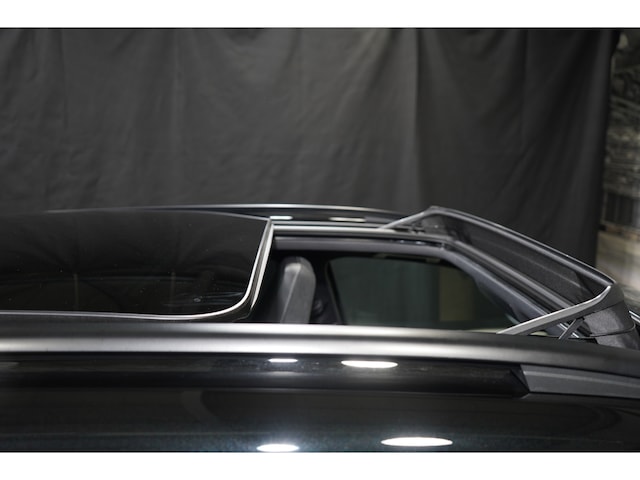 Volkswagen Golf 1.5 eTSI R-Line Variant