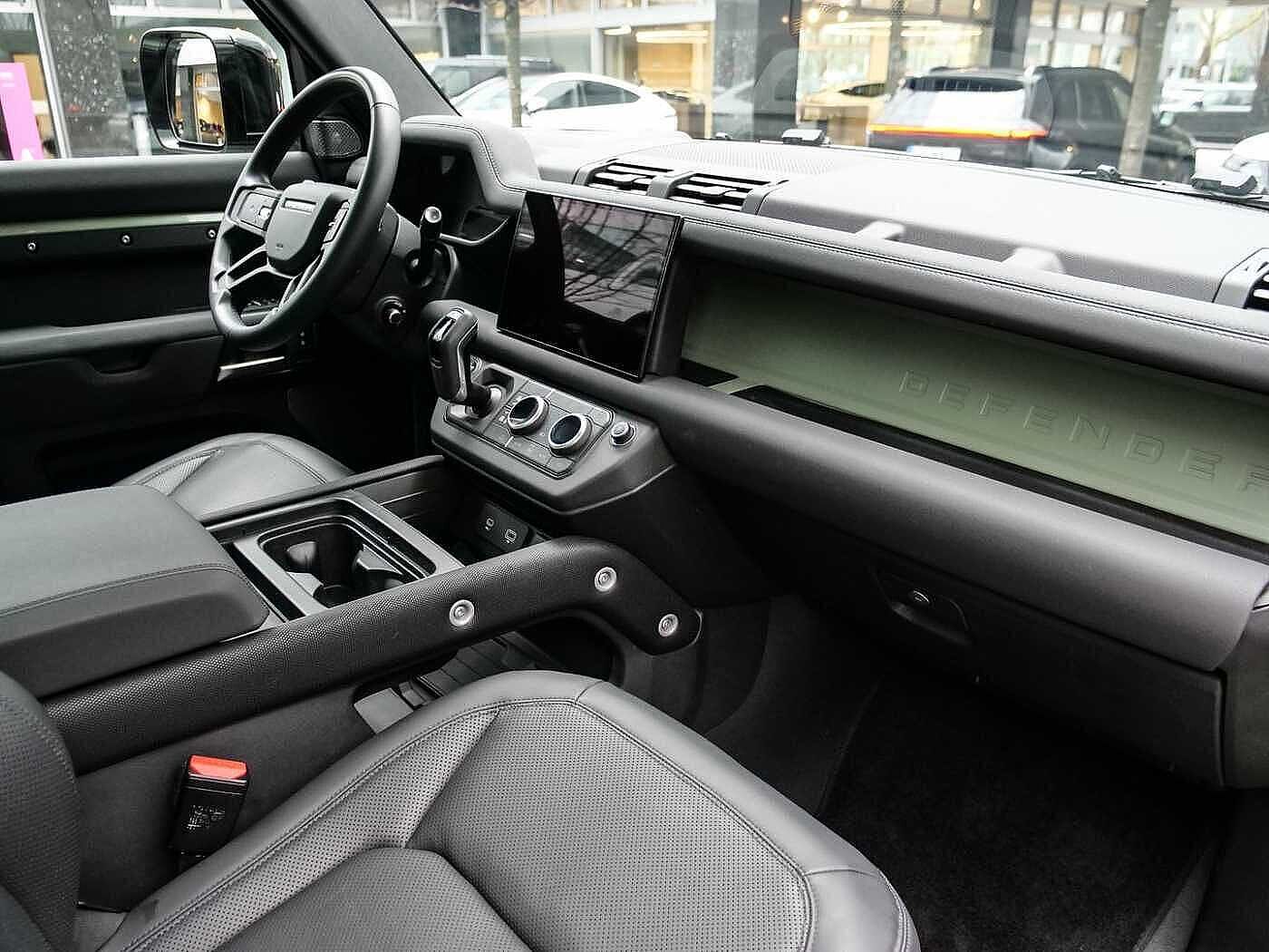 Land Rover Defender 90