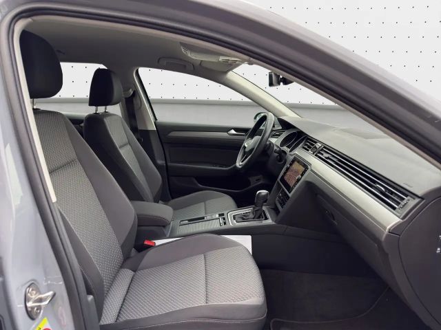 Volkswagen Passat 1.5 TSI DSG Variant