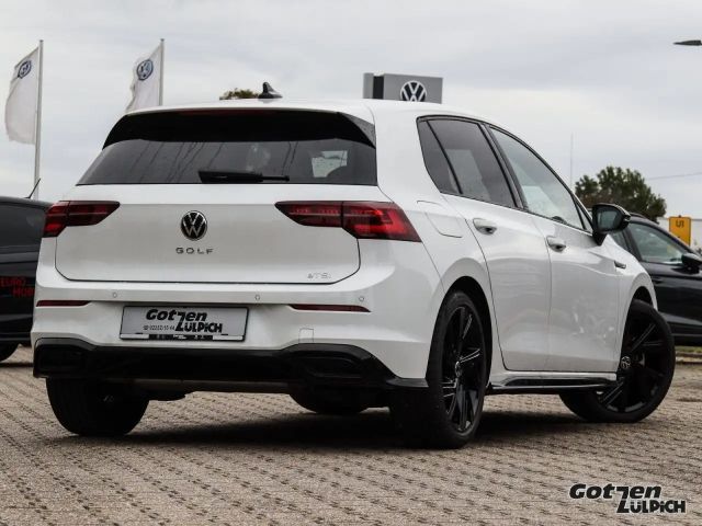 Volkswagen Golf 1.5 eTSI DSG Golf VIII R-Line