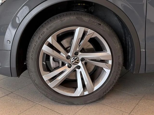 Volkswagen Tiguan 2.0 TSI 4Motion R-Line