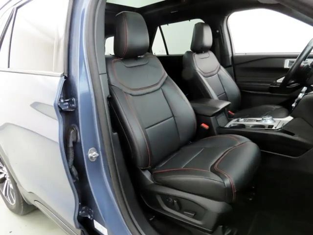 Ford Explorer Plug in Hybrid ST Line