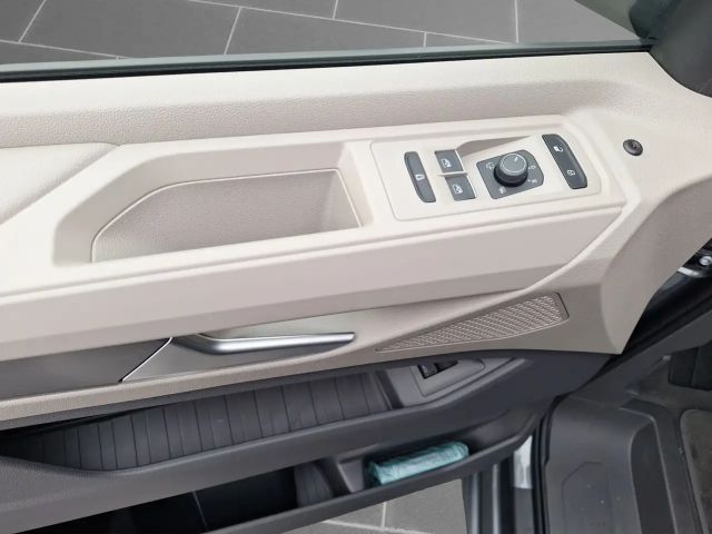 Volkswagen Multivan 2.0 TDI DSG IQ.Drive T7