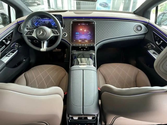 Mercedes-Benz EQE 350 AMG Line Sedan