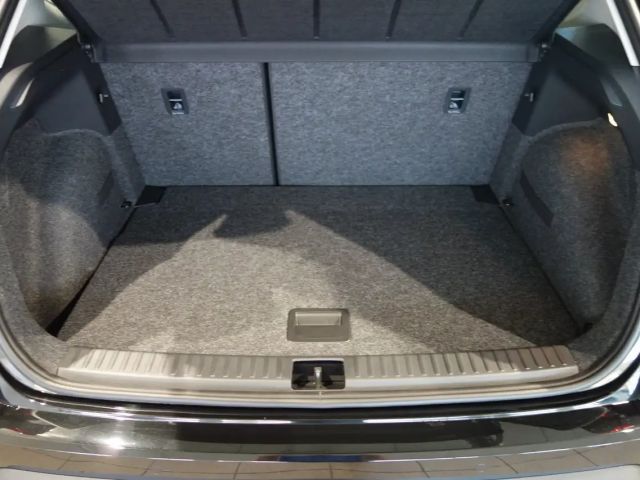 Seat Arona Reference