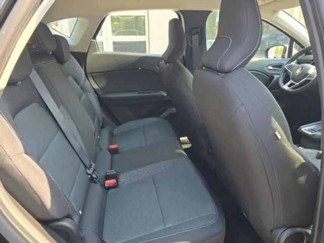 Renault Captur EDC Evolution Hybrid TCe 140