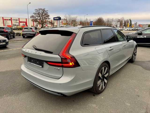 Volvo V90 AWD Dark Plus Recharge T6