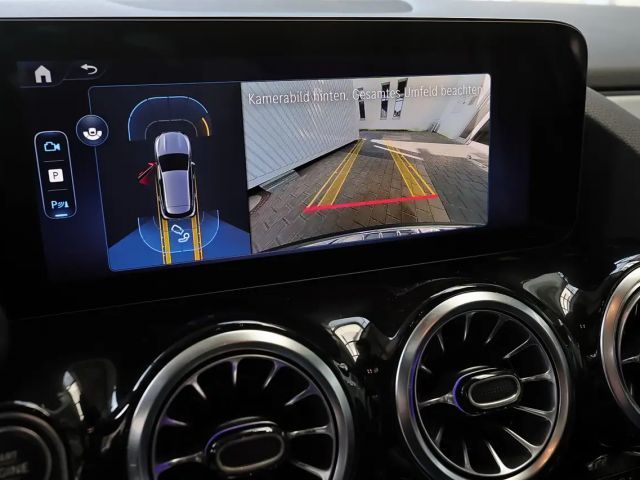 Mercedes-Benz GLA 200 AMG Line