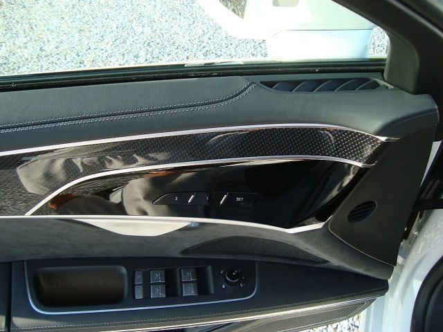 Audi A8 60 TFSI Quattro