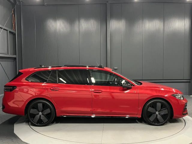 Volkswagen Passat R-Line Style Variant