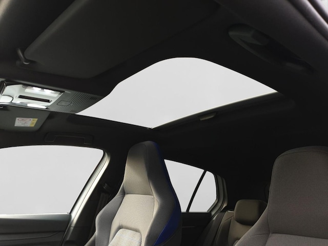 Volkswagen Golf GTE IQ.Drive