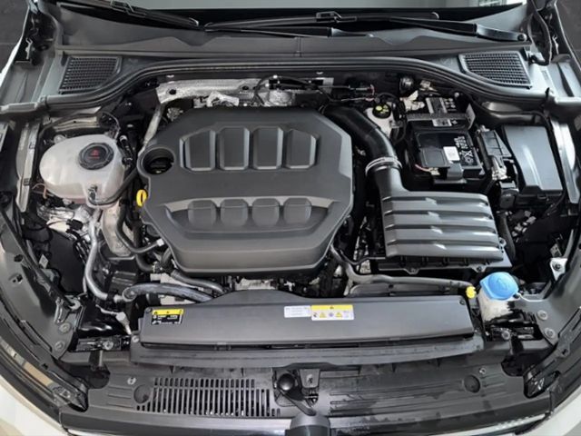 Volkswagen Golf Style Variant