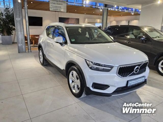 Volvo XC40 Momentum T3