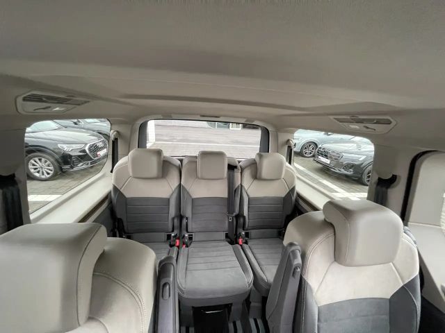 Volkswagen Multivan 2.0 TDI DSG Lang Style T7