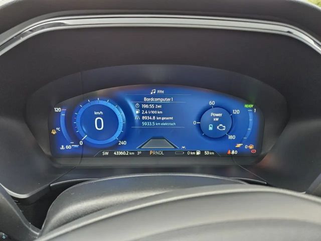 Ford Kuga Plug in Hybrid ST Line X