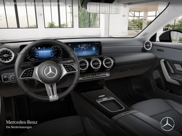 Mercedes-Benz CLA 180 Coupé Progressive