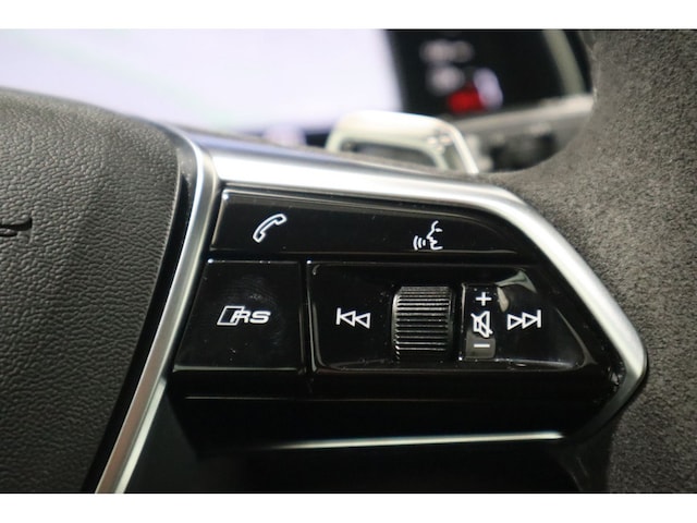 Audi A6 e-tron Avant Performance Quattro