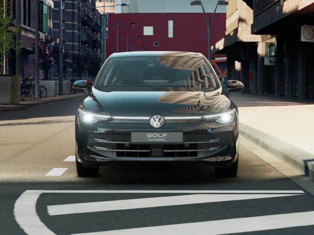 Volkswagen Golf DSG Style eHybrid