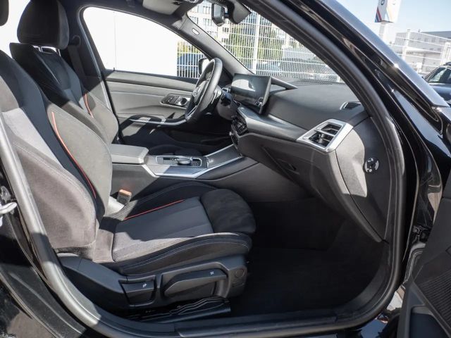 BMW 330 330i M-Sport Touring xDrive