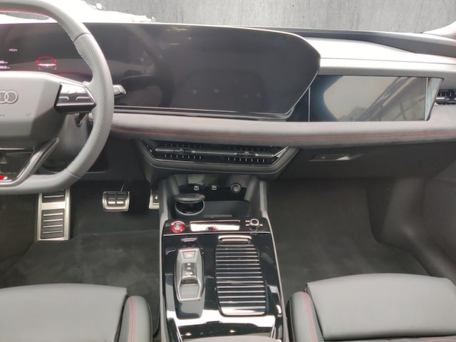 Audi A6 e-tron Avant Quattro