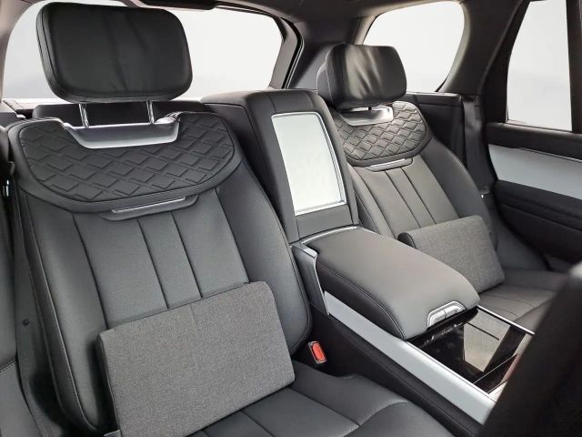 Land Rover Range Rover P615 LWB SV UVP: 307000,- Ice White