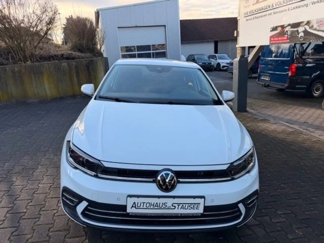 Volkswagen Polo 1.0 TSI IQ.Drive Style