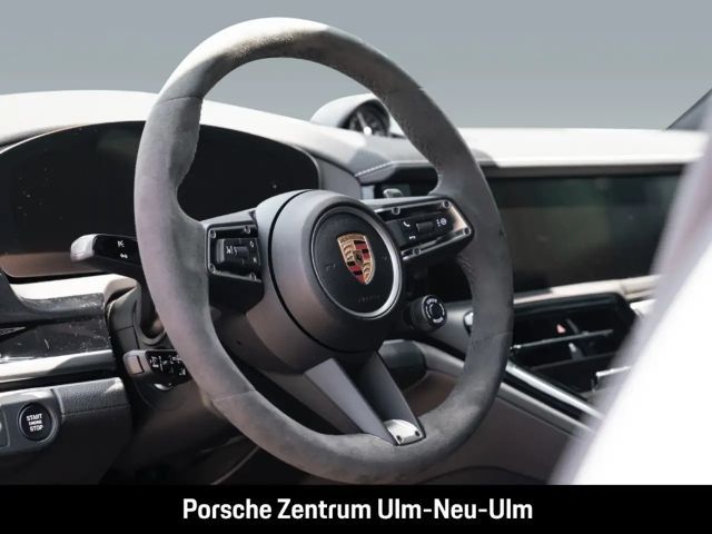 Porsche Panamera 4 E-Hybrid