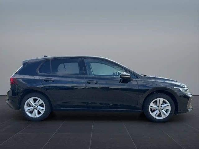 Volkswagen Golf 1.5 TSI Golf VIII