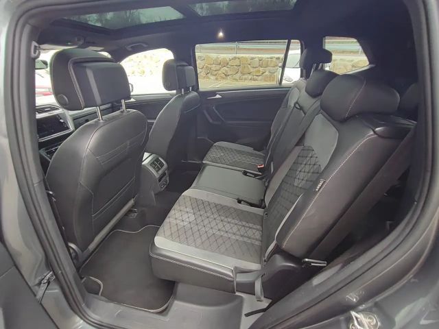 Volkswagen Tiguan 4Motion Allspace DSG R-Line