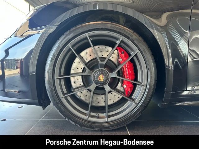 Porsche 992 Cabrio Carrera GTS