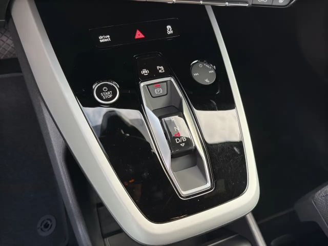 Audi Q4 e-tron SONOS PDC STDHZG HuD