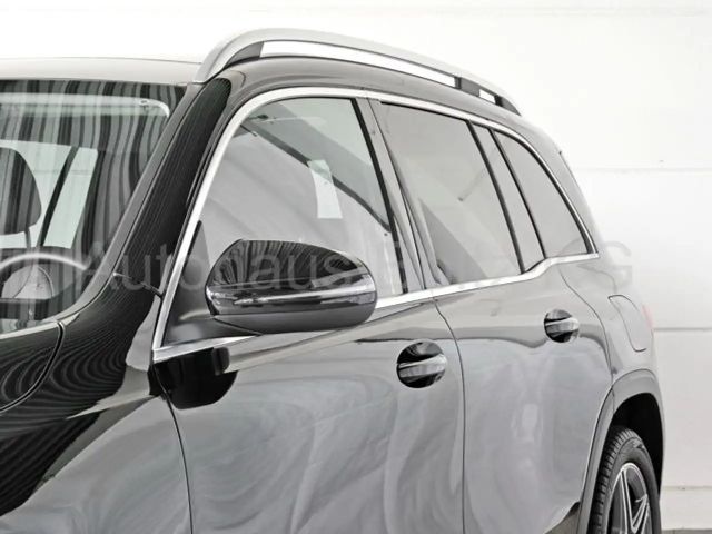 Mercedes-Benz GLB 250 AMG Line