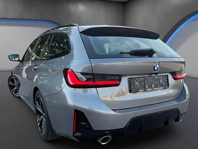 BMW 330 330i Touring xDrive