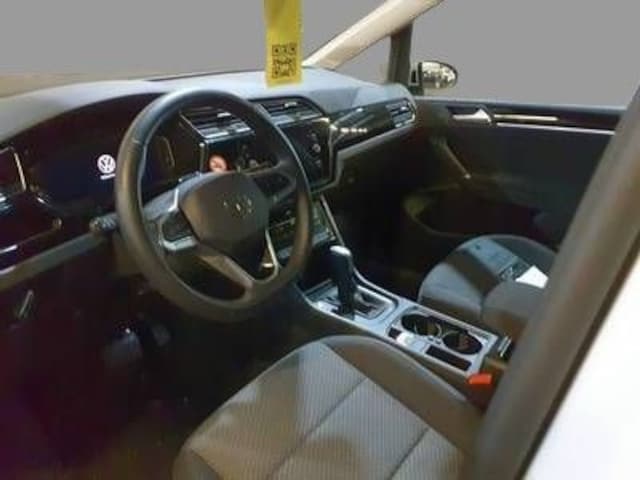 Volkswagen Touran 1.5 TSI R-Line