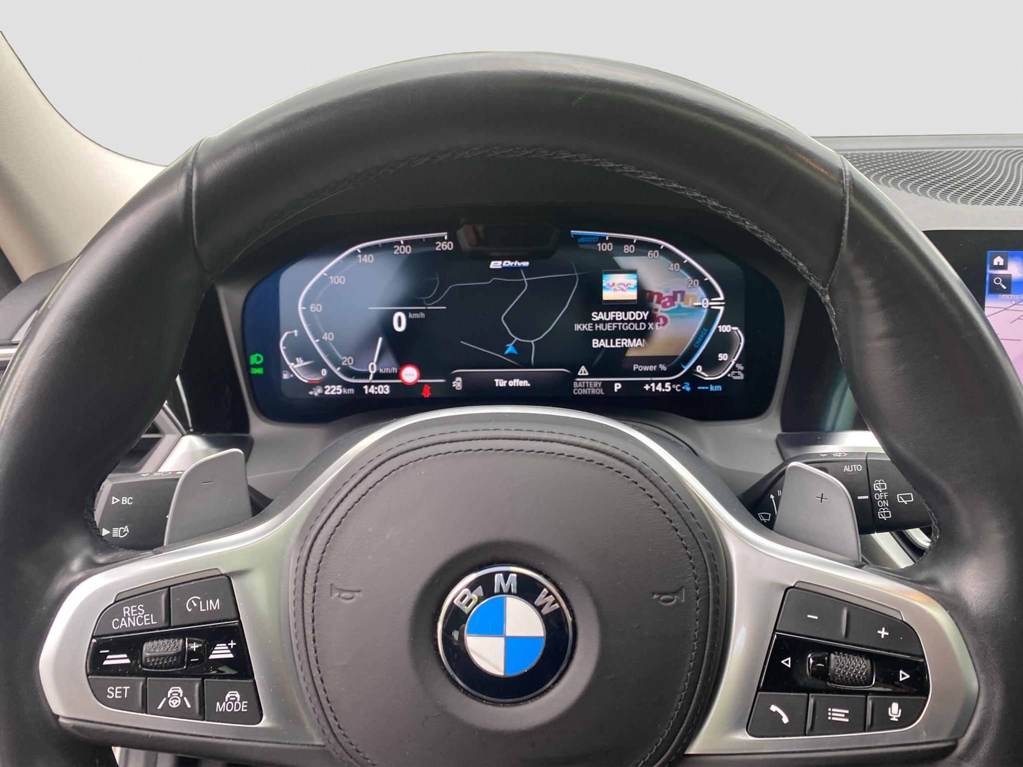 BMW 330 330e Touring iperformance