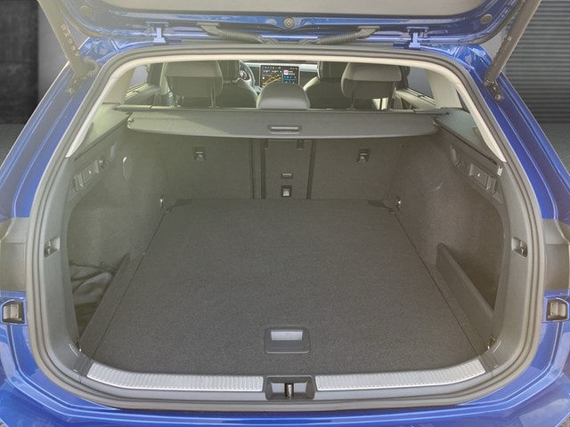 Volkswagen Passat 1.5 eTSI Business DSG Variant