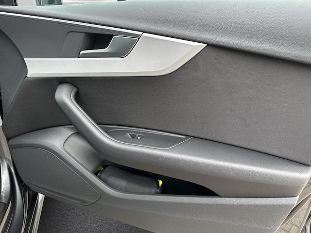 Audi A4 40 TFSI Avant S-Line S-Tronic